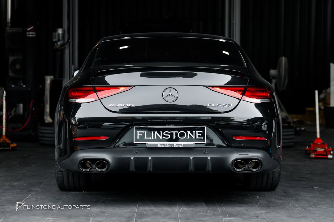 CLS53 AMG Black Tailpipe