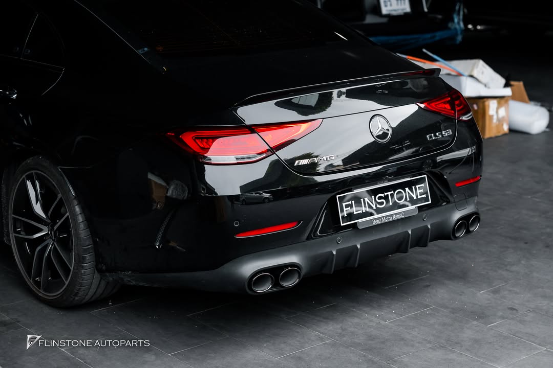 CLS53 AMG Black Tailpipe