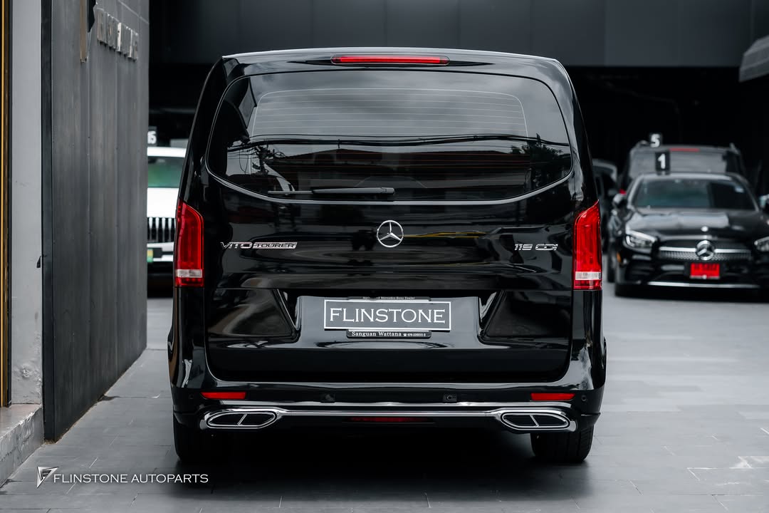 Mercedes Benz W447 Vito