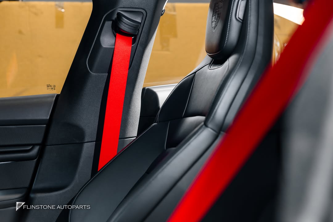 Belt สีแดง