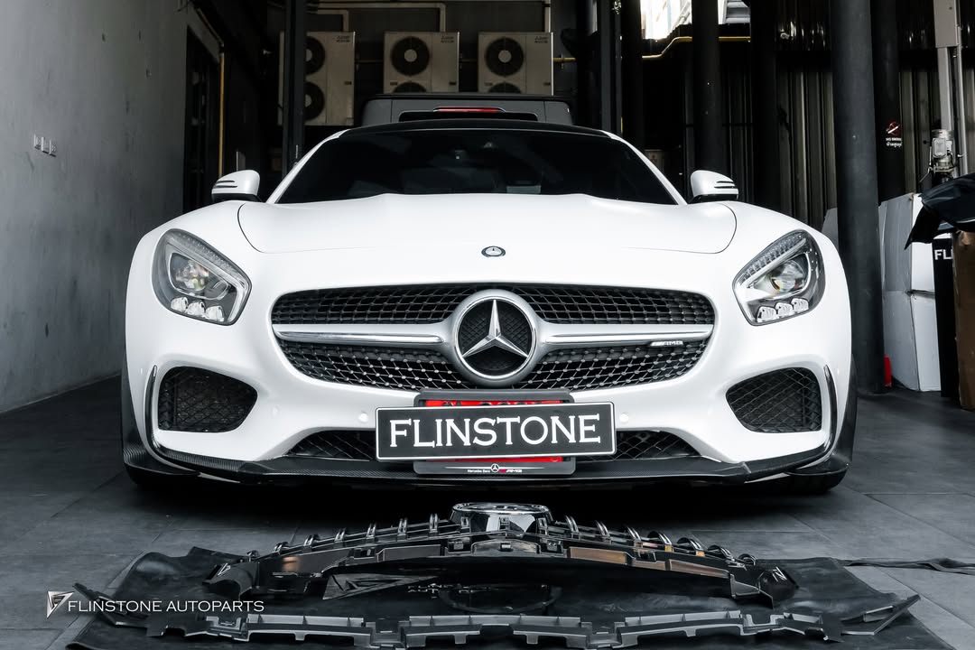 กระจังหน้ารถเบนซ์