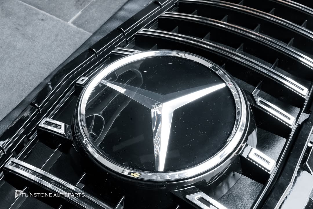 กระจังหน้ารถเบนซ์