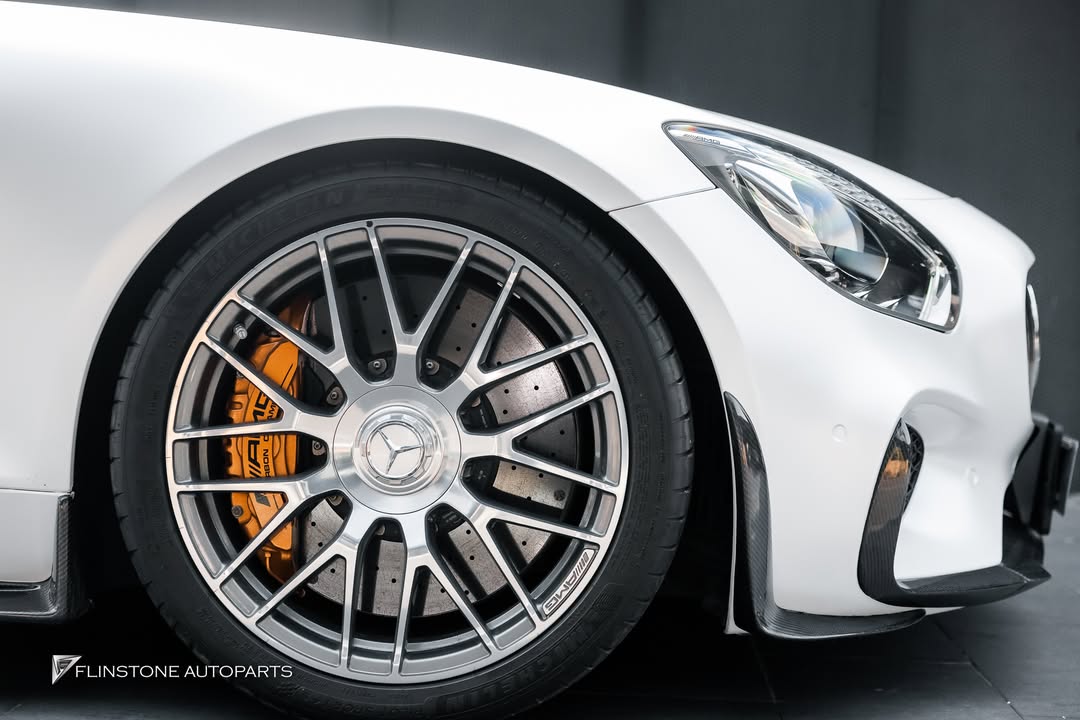 กระจังหน้ารถเบนซ์