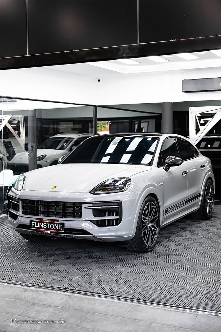 การติดฟิล์มใส