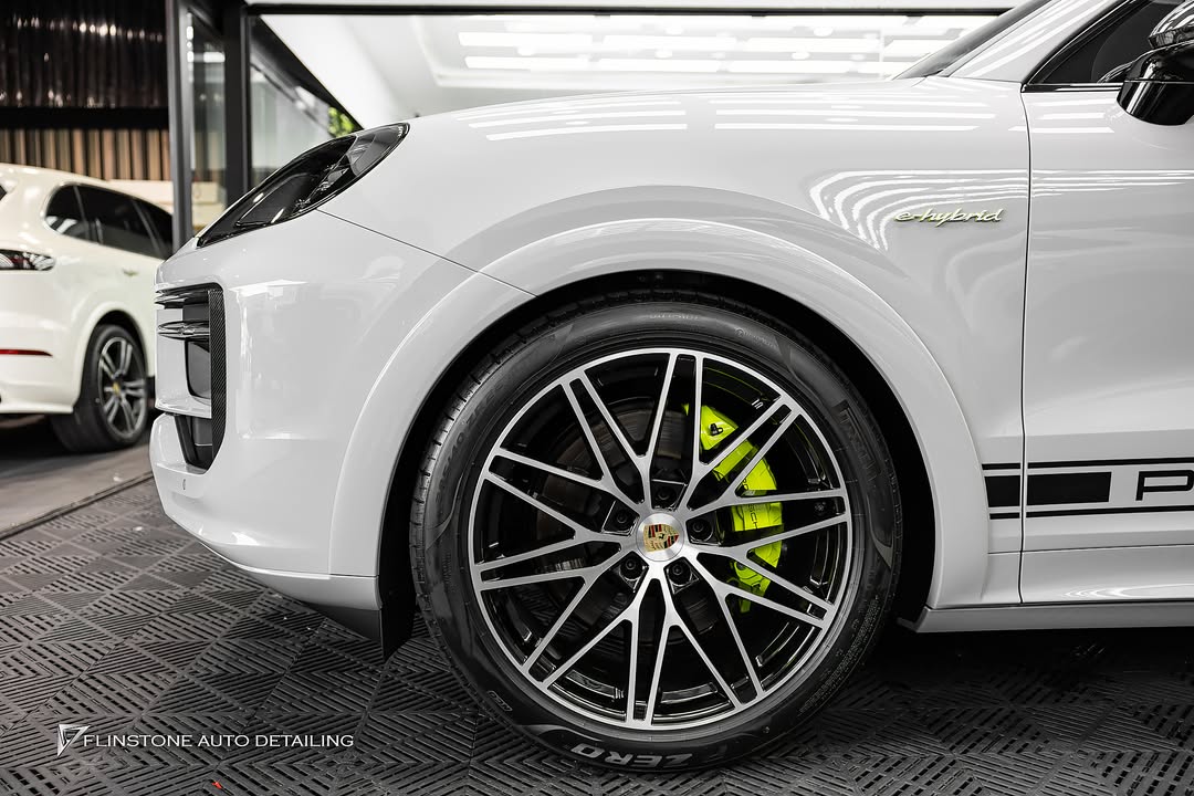 NEW PORSCHE Cayenne Coupe 2024