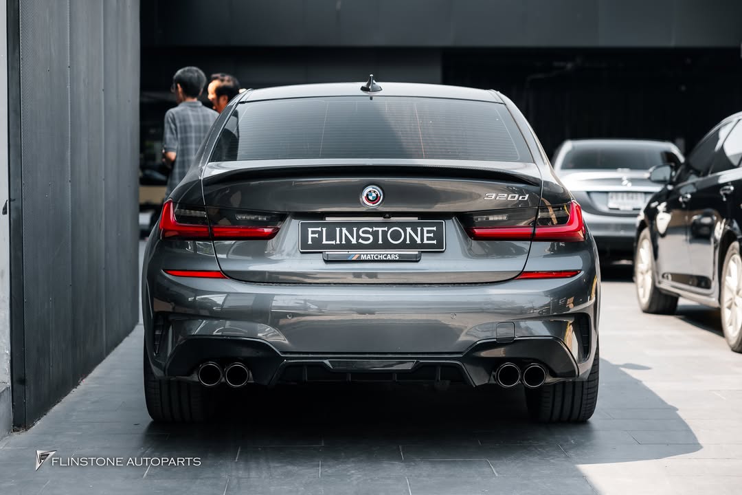 Carbon Fiber Tailpipe Installation