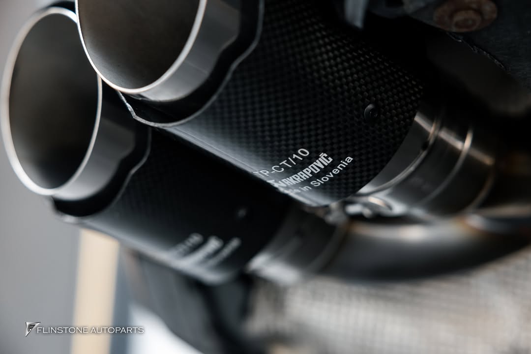 Stylish Carbon Fiber Tailpipe