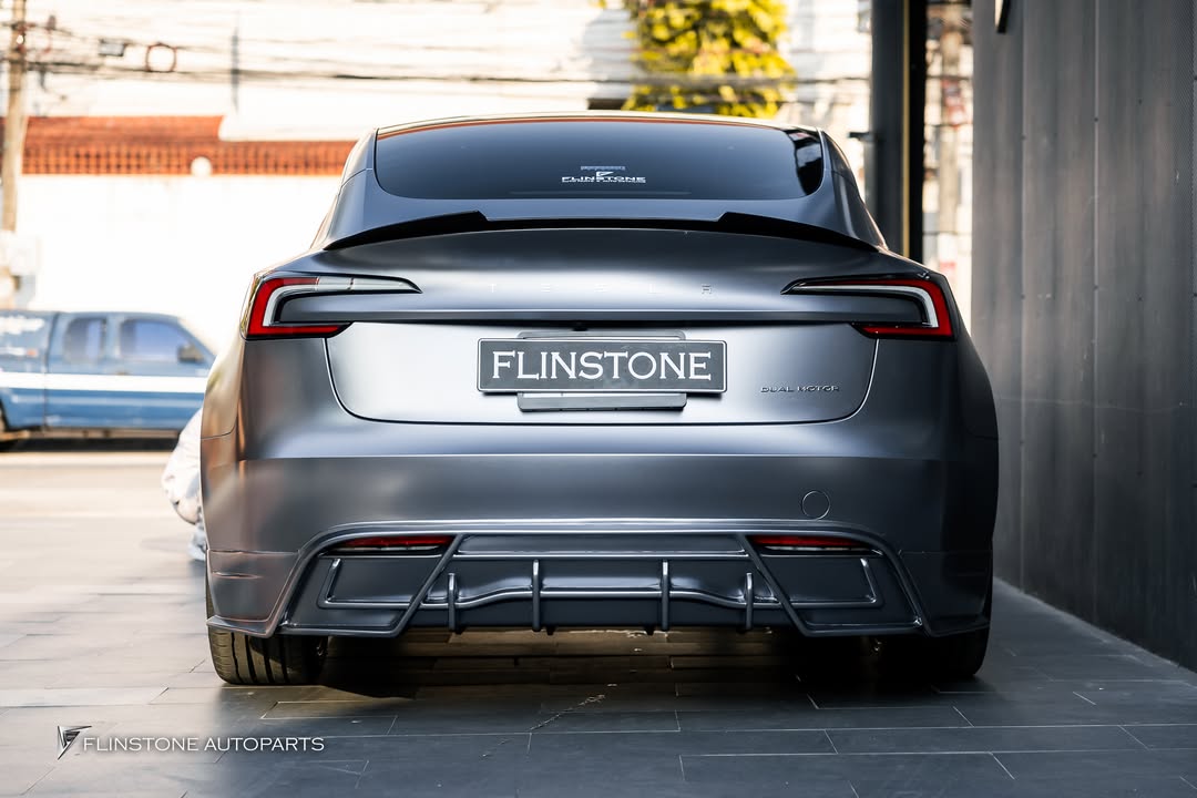 ชุดแต่ง GTs สำหรับ TESLA MODEL 3 Highland