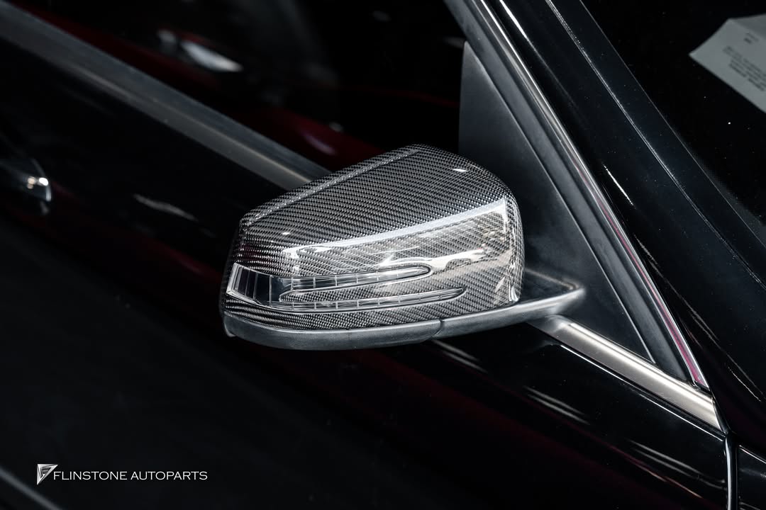 กระจังหน้าคาร์บอน