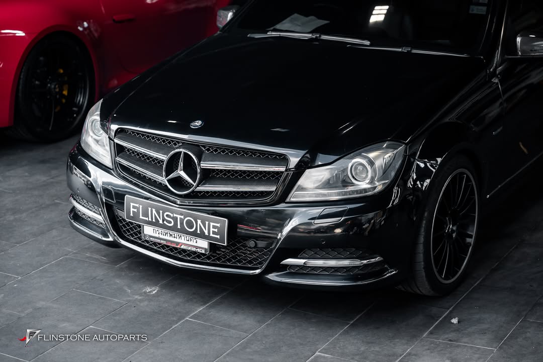 กระจังหน้าคาร์บอน