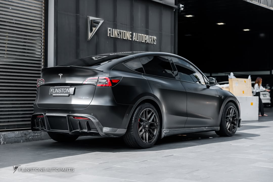 ADRO Carbon Fiber Rear Diffuser