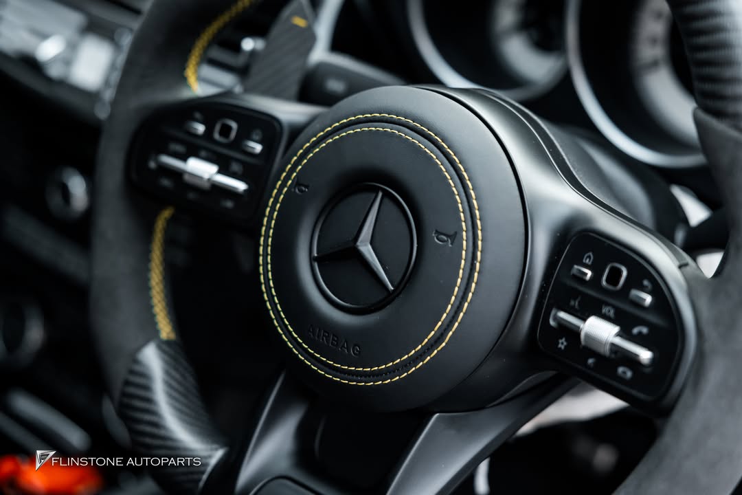 พวงมาลัยคาร์บอน CLS-Class