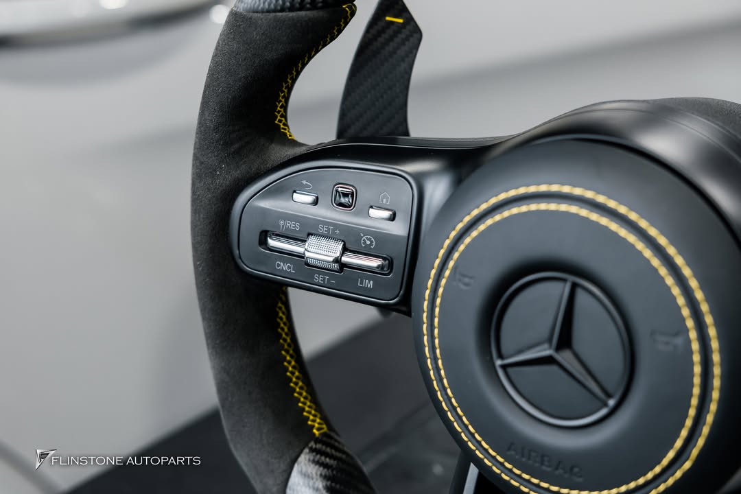 พวงมาลัยคาร์บอน CLS-Class