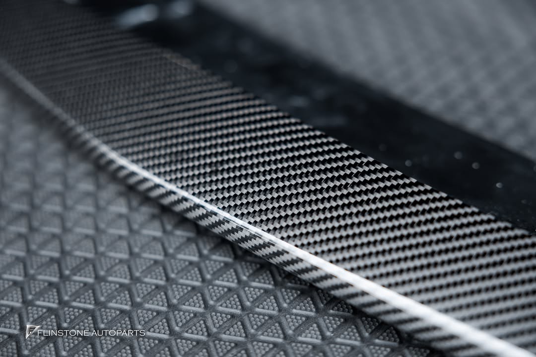 GTs Carbon Fiber Front Lip