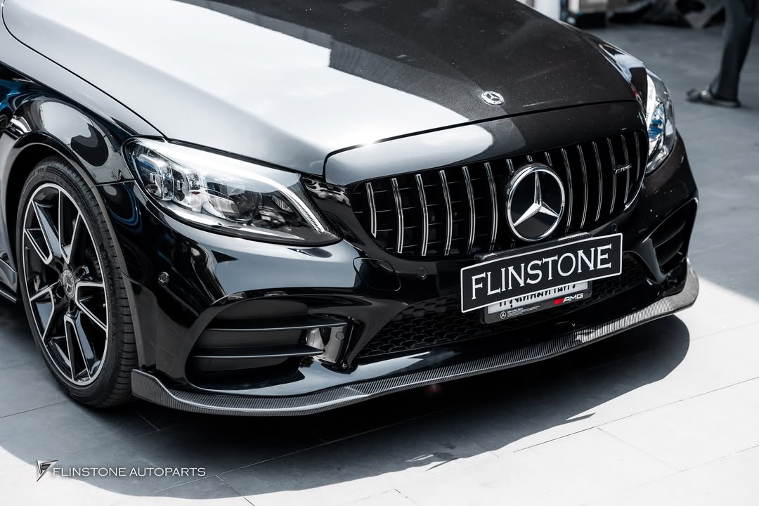 GTs Carbon Fiber Front Lip