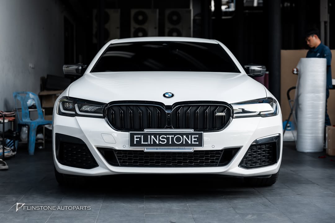 พาร์ทคาร์บอนที่ครีบฉลาม