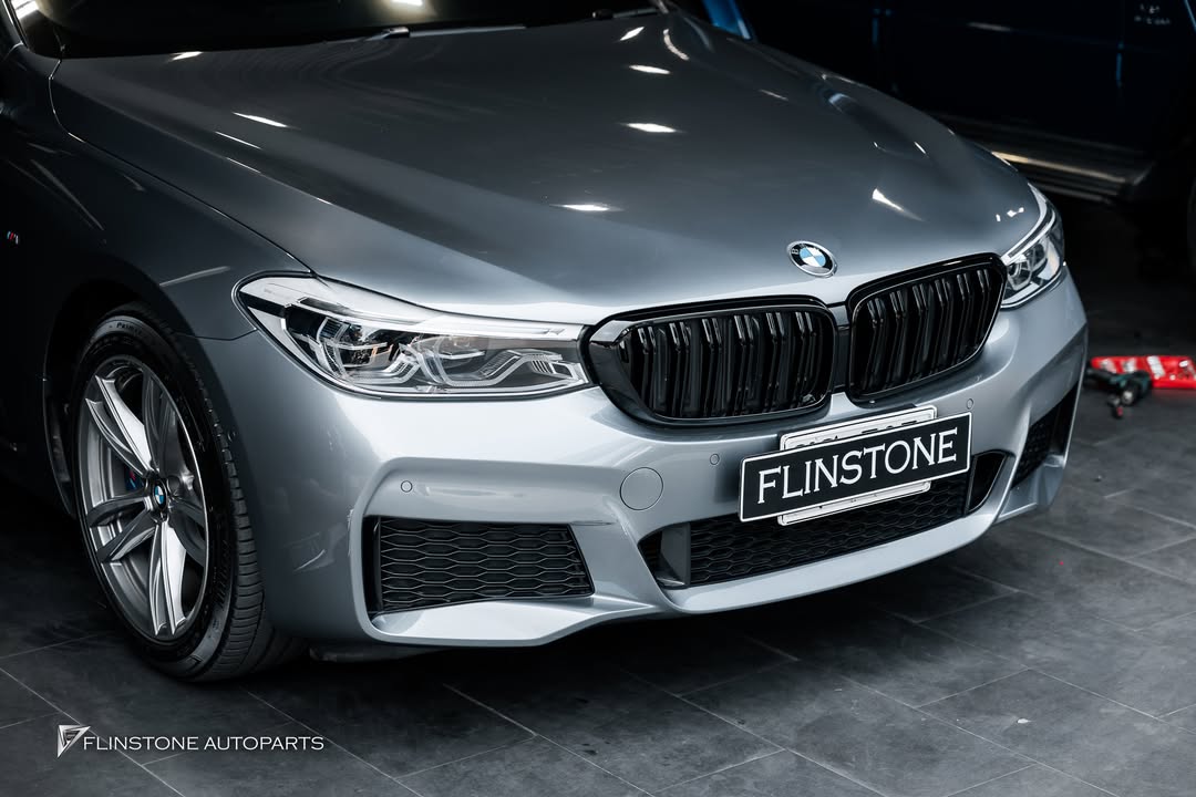 M Gloss Black Front Grille