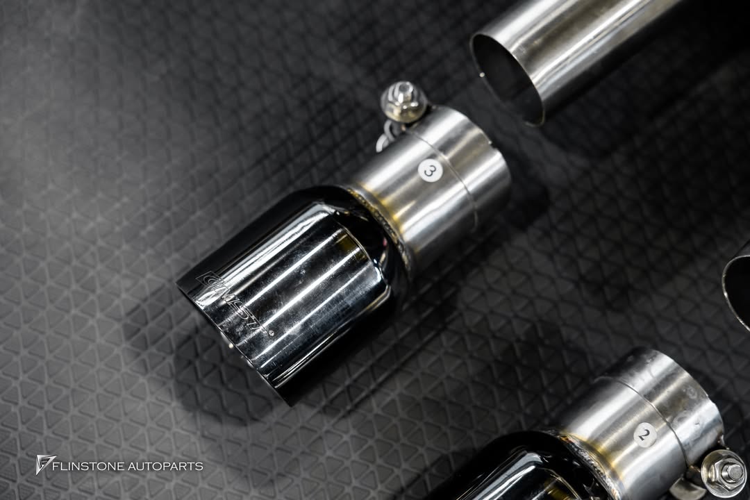 Porsche GT3 RS rear bumper