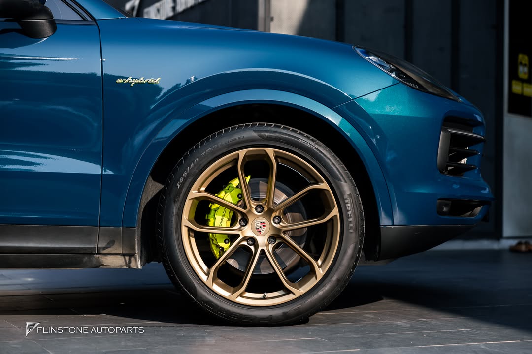 Porsche Cayenne Coupe with Stylish Wheels
