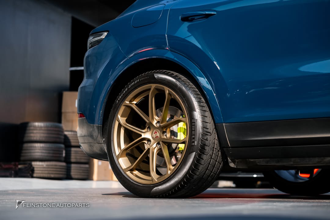 Detail of Turbo GT Wheel Design