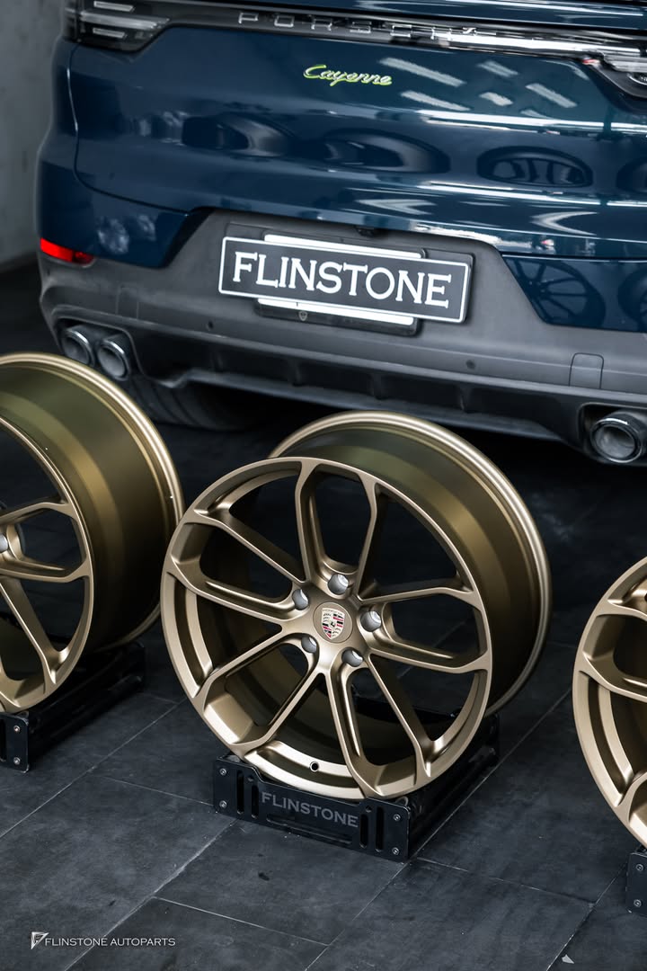 Finished Porsche Cayenne with Turbo GT Wheels