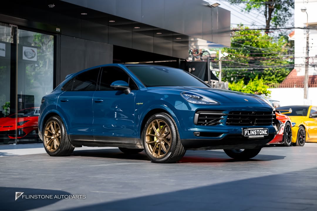 Porsche Cayenne Coupe with Turbo GT Wheels