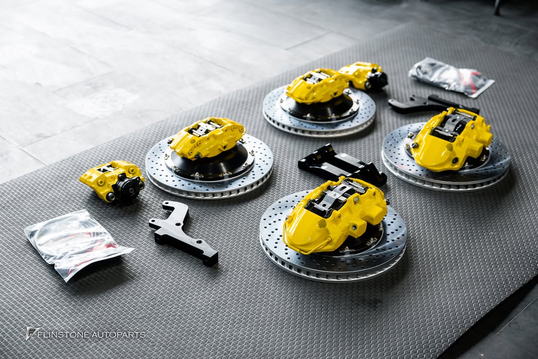 ทีมงาน Flinstone Autoparts