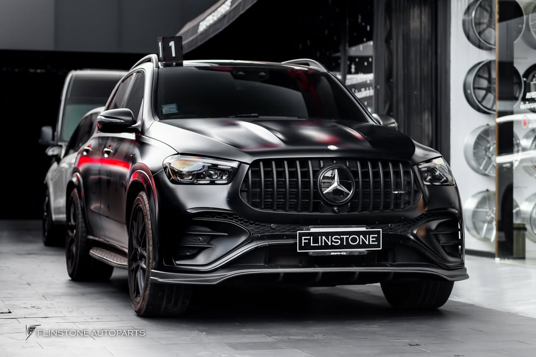 LD Carbon Fiber Front Lip