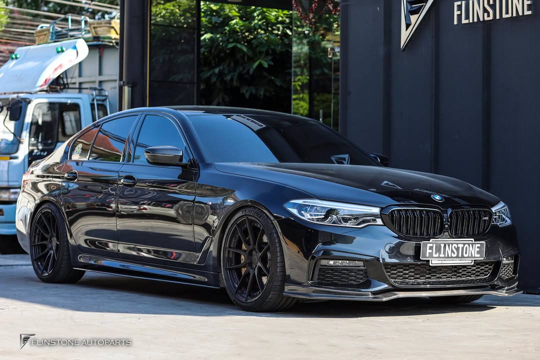 ลิ้นหน้า Carbon Fiber BMW G30