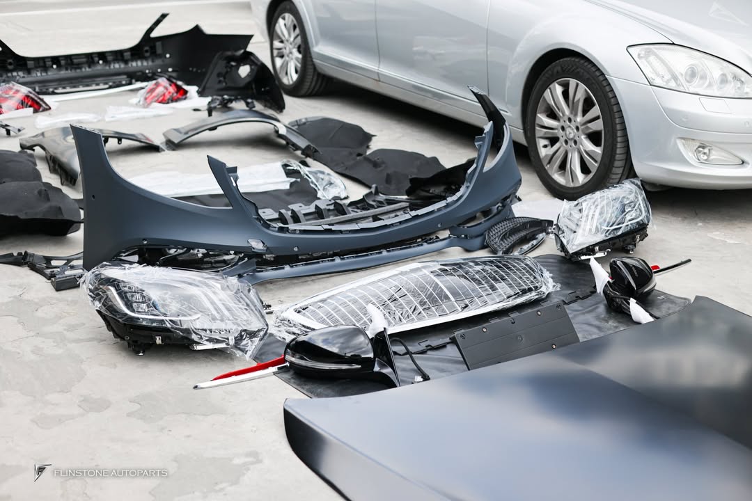 W221 S-Class Interior