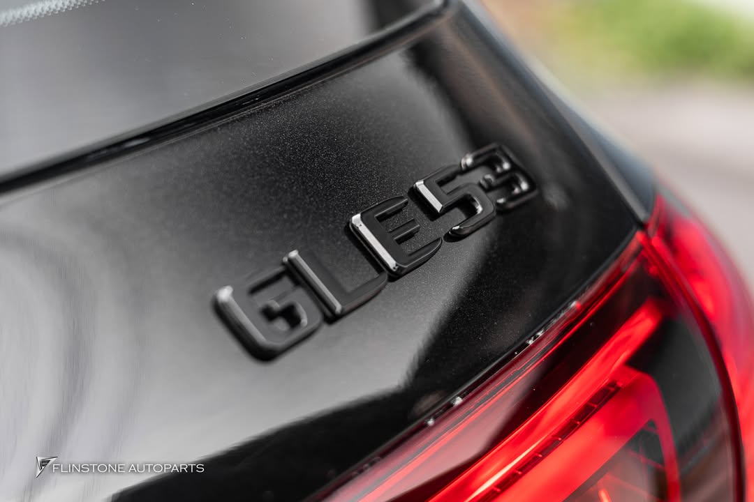 โลโก้ดำ Turbo 4Matic