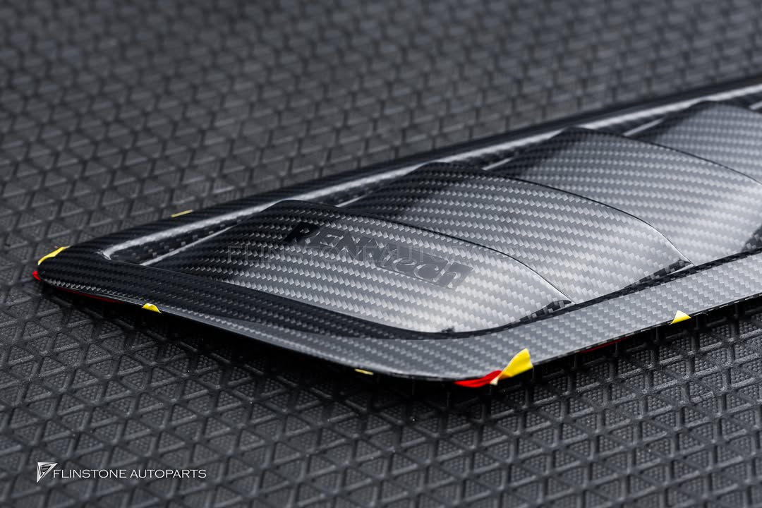 Mercedes AMG GTR