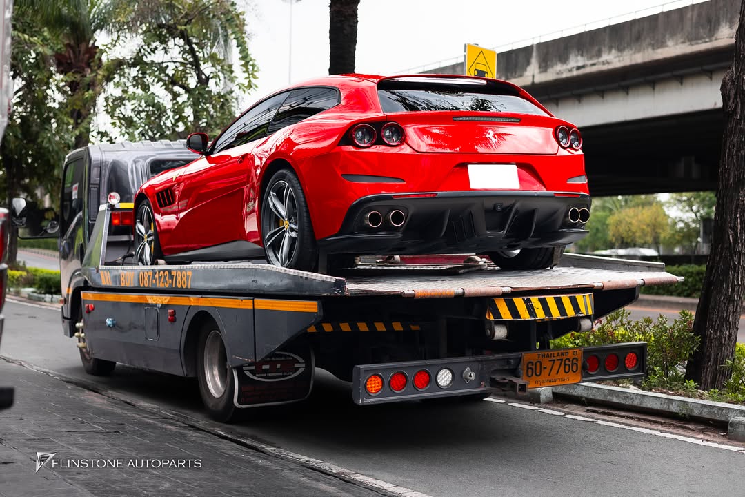 Ferrari GT4 Lusso T