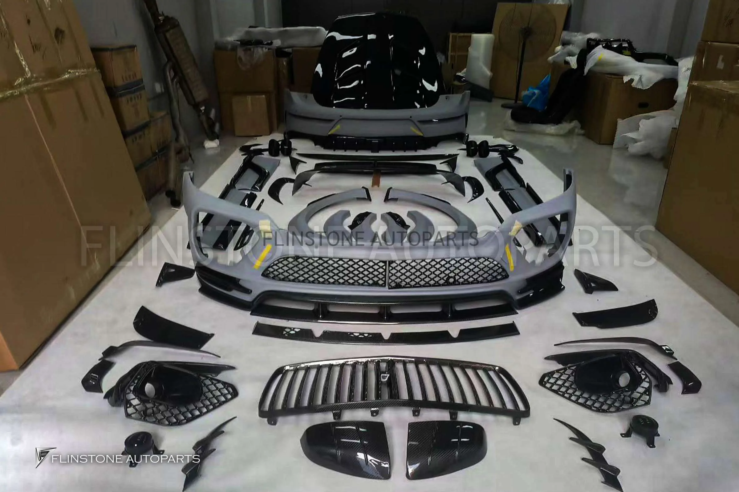 ชุดแต่งรอบคัน Bentley Bentayga ทรง MANSORY 2022-