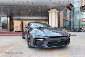 ชุดแต่งหน้า Porsche Panamera 971 เป็น Panamera 976