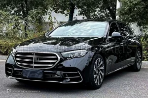 ชุดกันชนหน้า W214 E-Class ทรง AMG DYNAMIC พร้อมไฟ LED
