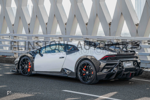 ชุดแต่ง Widebody Carbon CMST รอบคัน Lamborghini Huracan