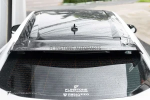 สปอยเลอร์หลังคา Carbon Fiber LAMBORGINI URUS แบรนด์ USUS Autoclave