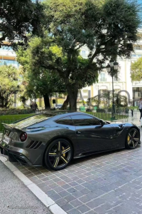 ชุดแต่งรอบคัน Ferrari F12 Berlinetta ทรง Mansory