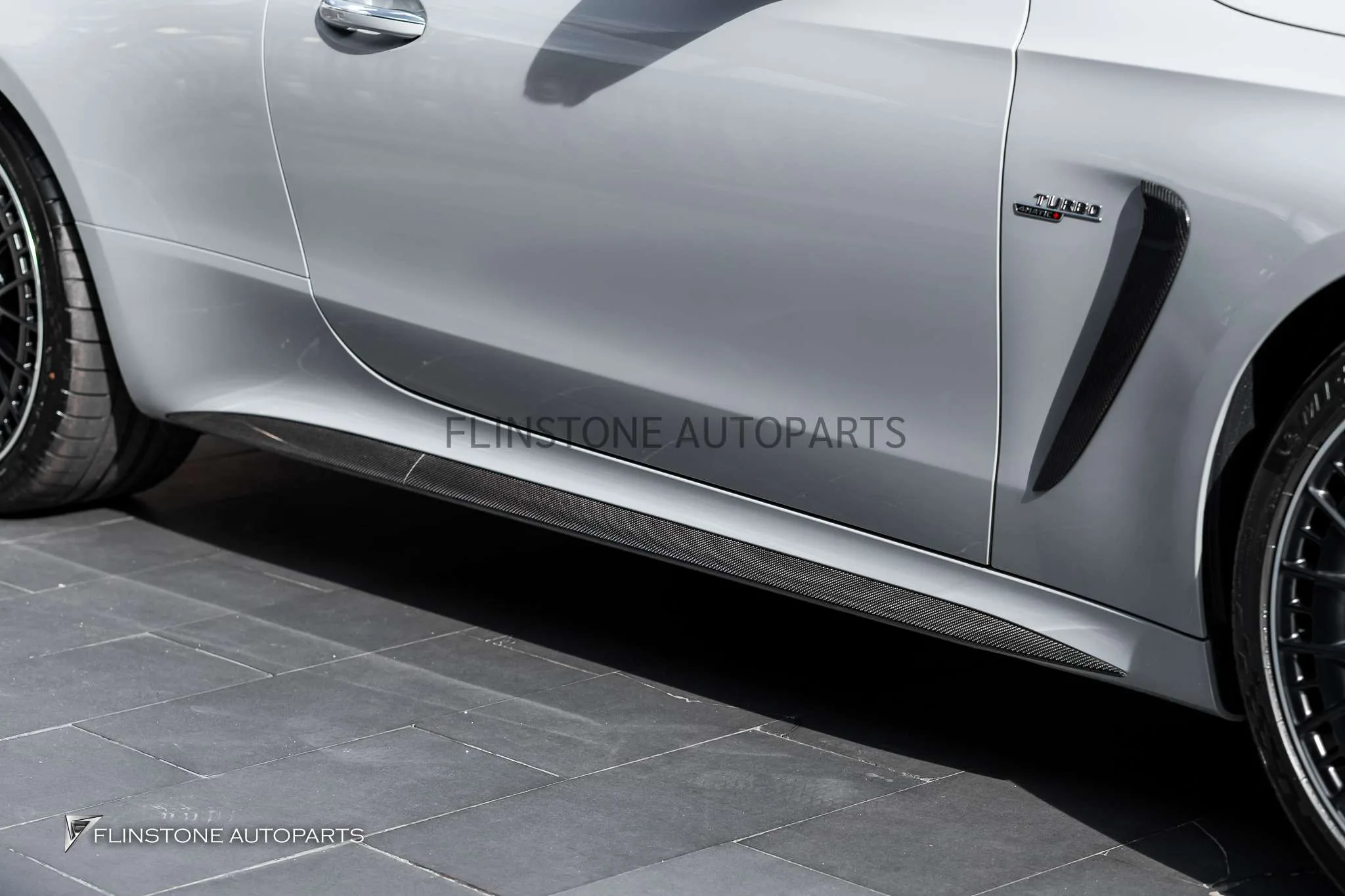 สเกิร์ตข้าง Carbon C236 CLE-Class ทรง CLE53 AMG
