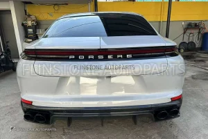 ดิฟฟิวเซอร์ Carbon Fiber PORSCHE 976 Panamera Sport Design