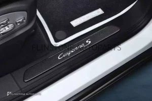 กาบบันได LED CARBON FIBER สำหรับ PORSCHE CAYENNE E3