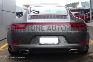 ชุดกันชนท้าย PORSCHE 991.1 อัพเกรดเป็นไฟแบบยาว 991.2
