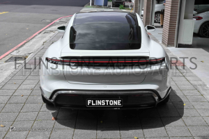 ดิฟฟิวเซอร์ Carbon Fiber สำหรับ PORSCHE TAYCAN ทรง TWL