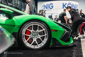 ลิ้นหน้า Lamborghini Revuelto ทรง Duke Dynamic