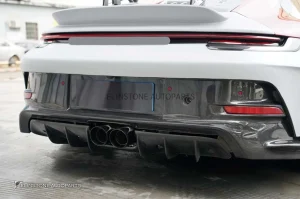 ชุดแปลงโฉมรอบคัน PORSCHE 992 Carrera ทรง GT3 RS