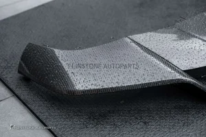 ลิ้นหน้า Carbon Fiber สำหรับ PORSCHE NEW CAYENNE E3 Facelift ทรง USUS Autoclave V.1