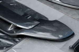 ชุดแต่งรอบคัน Carbon Fiber Bentley Bentayga Facelift ทรง USUS Autoclave