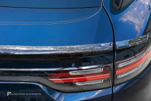 สปอยเลอร์ท้าย PORSCHE CAYENNE Coupe ทรง Paktecuz