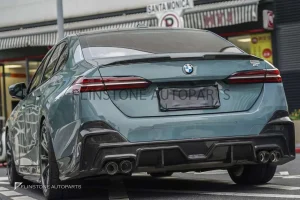 ชุดแต่งรอบคัน Carbon Fiber BMW i5 G60 ทรง TAKD Carbon